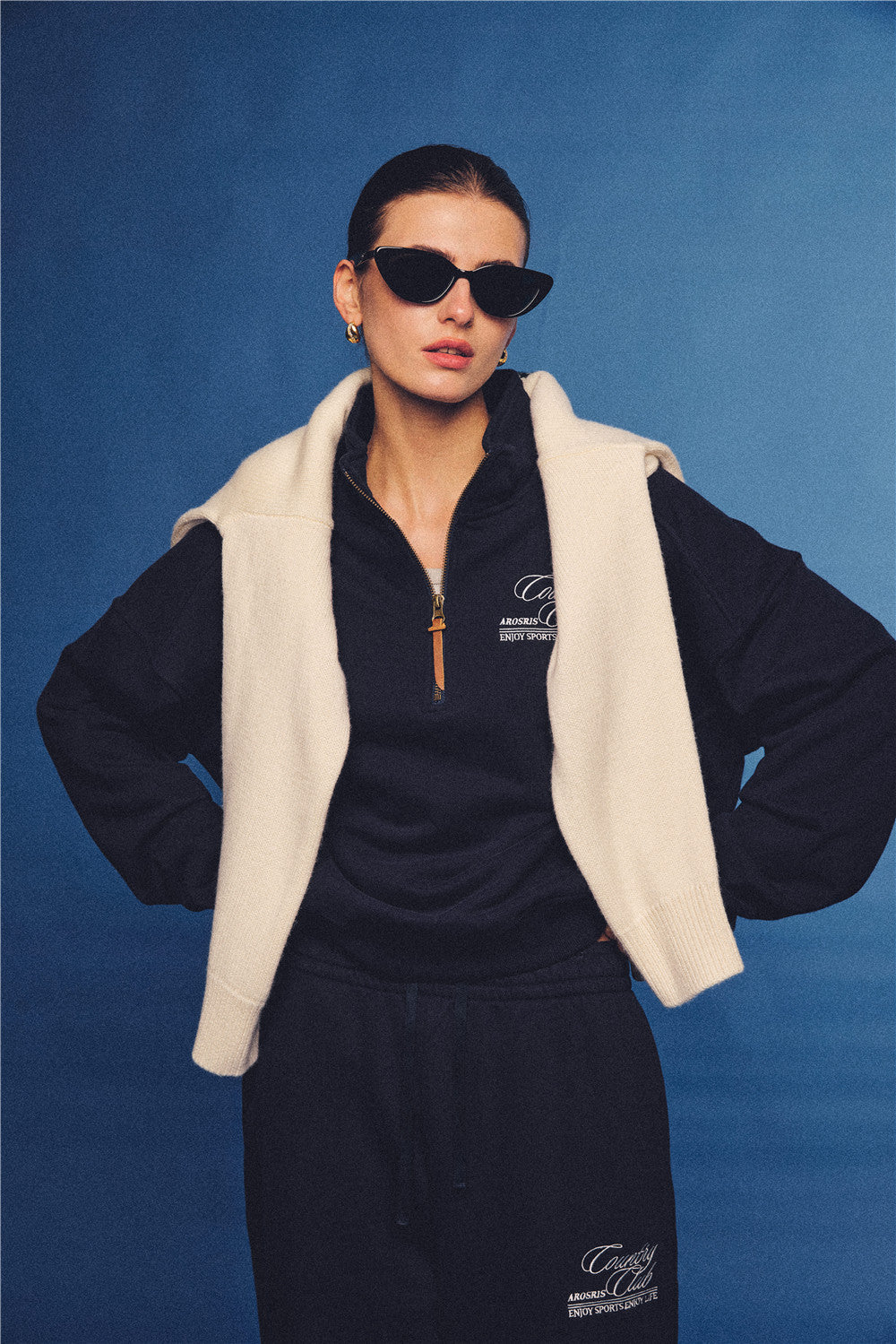 Country Club Half-Zip Sweatshirt — Heritage Athletic Layer | AROSRIS