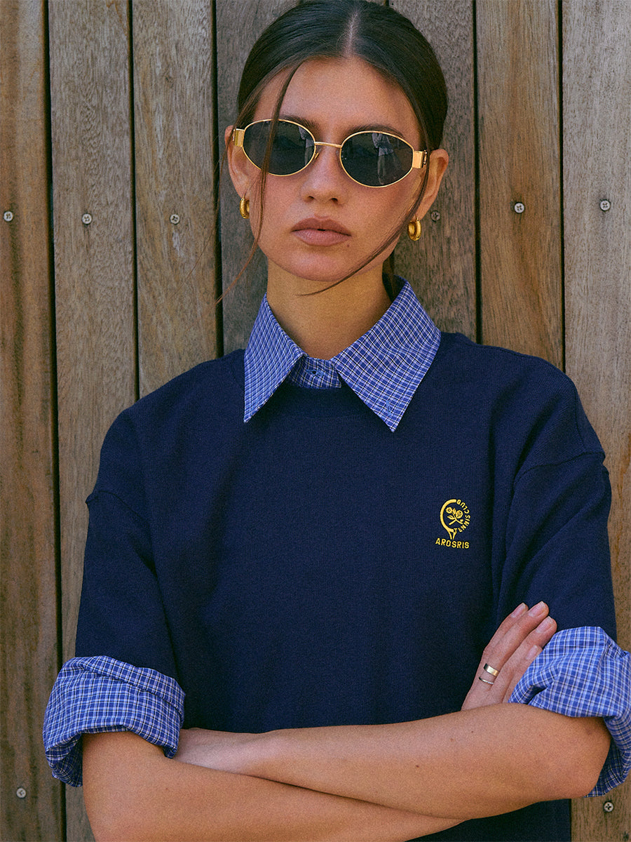 AROSRIS City Stroll Tee styled on model with sunglasses — showing classic straight fit and waffle texture