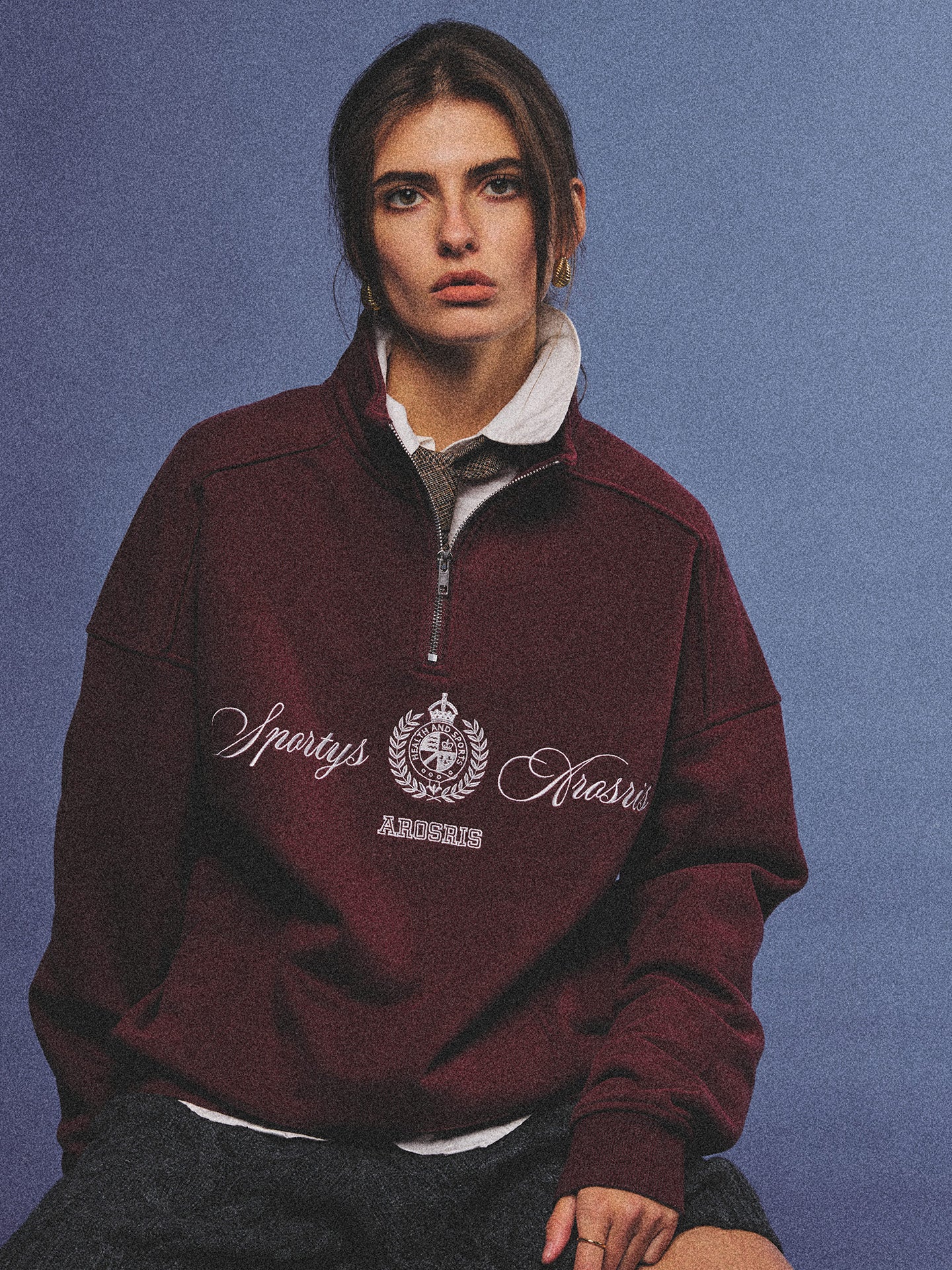 Vintage Half-Zip Campus Sweatshirt — 90s Collegiate Style | AROSRIS