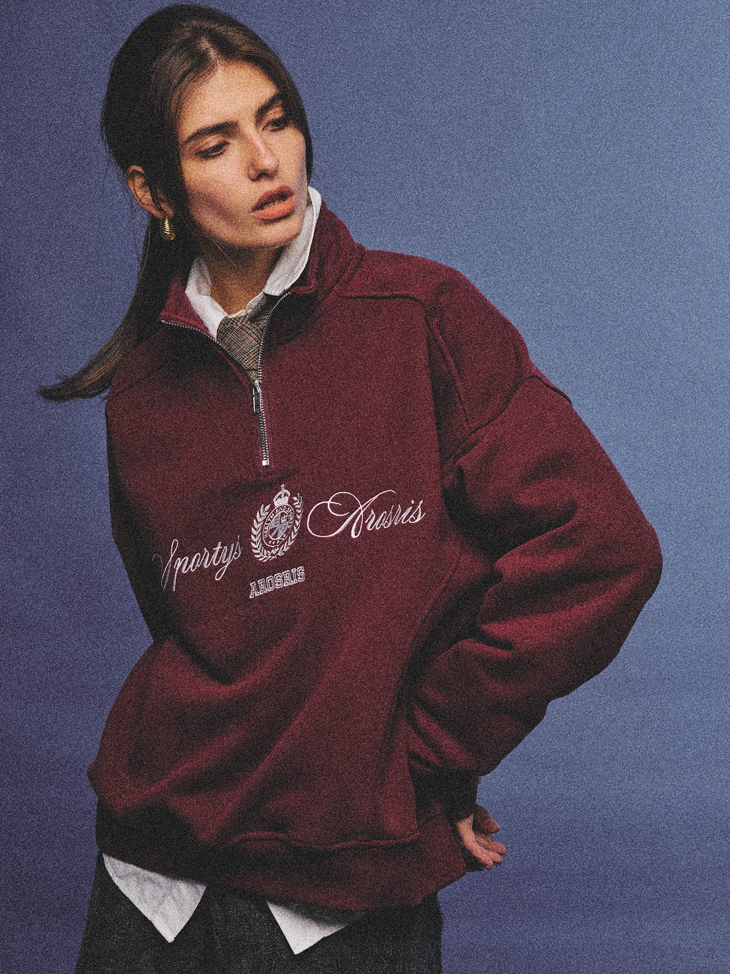 Vintage Half-Zip Campus Sweatshirt — 90s Collegiate Style | AROSRIS