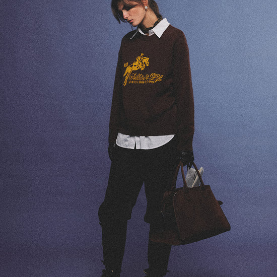 Arosris country saddle brown equestrian club cashmere sweater featuring a distinctive yellow vintage horse jacquard graphic on a premium knit texture, styled for an effortless 90s old money country estate aesthetic.
