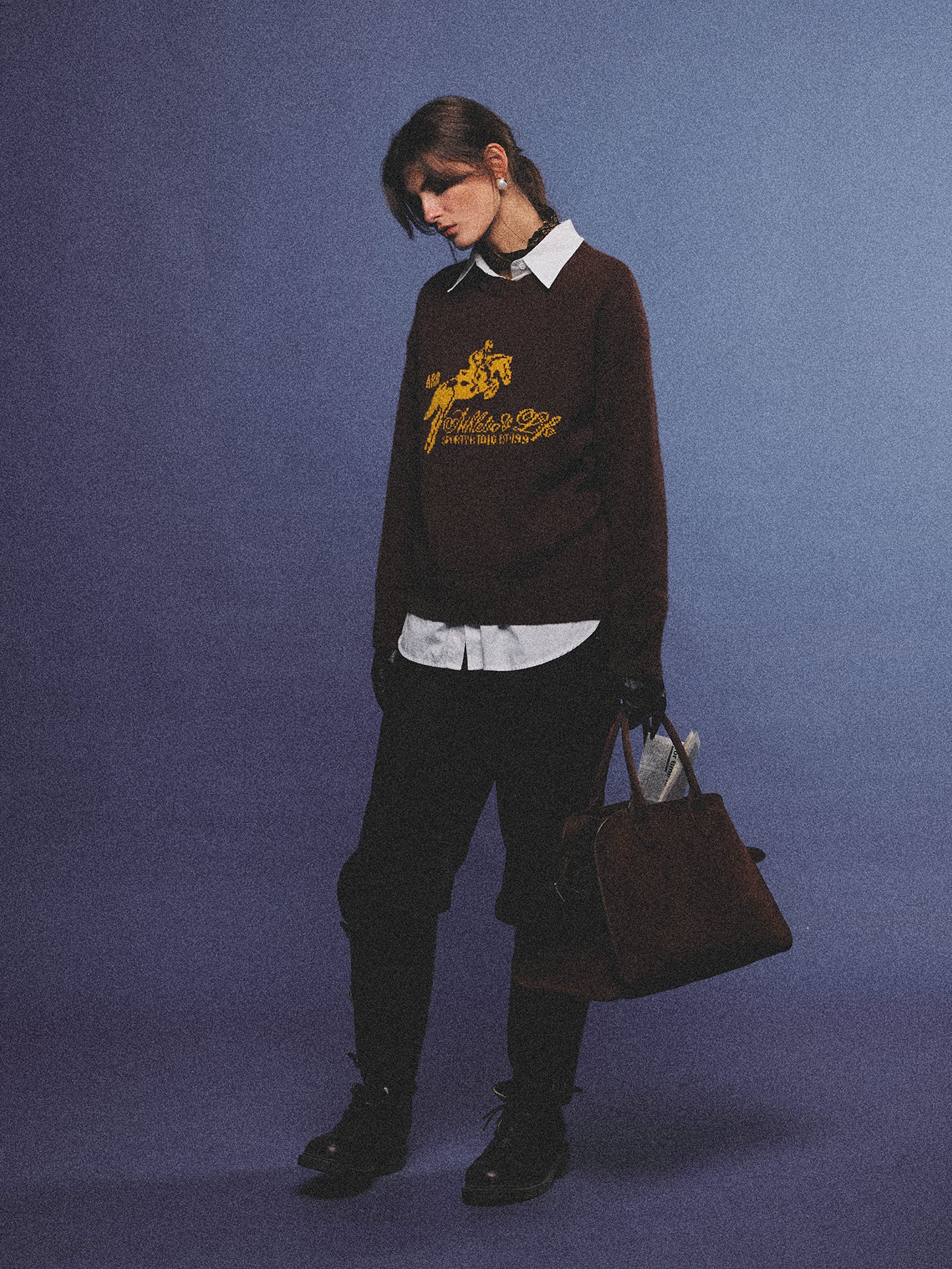 Arosris country saddle brown equestrian club cashmere sweater featuring a distinctive yellow vintage horse jacquard graphic on a premium knit texture, styled for an effortless 90s old money country estate aesthetic.