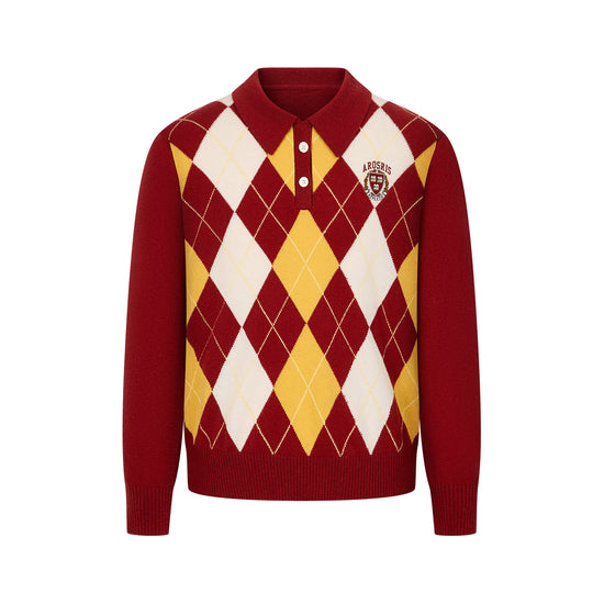 Part of The Ivy Archive. Master the 90s preppy aesthetic with our 100% sheep wool argyle polo sweater, featuring a classic collegiate pattern and crest embroidery.