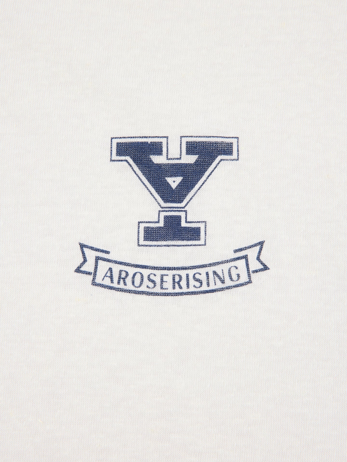 Embrace the 90s collegiate training aesthetic with the Ivy Archive Contrast Henley Tee. Featuring a classic 3-button placket, sporty ringer trims, and a comfortable relaxed fit for an effortless vintage look.