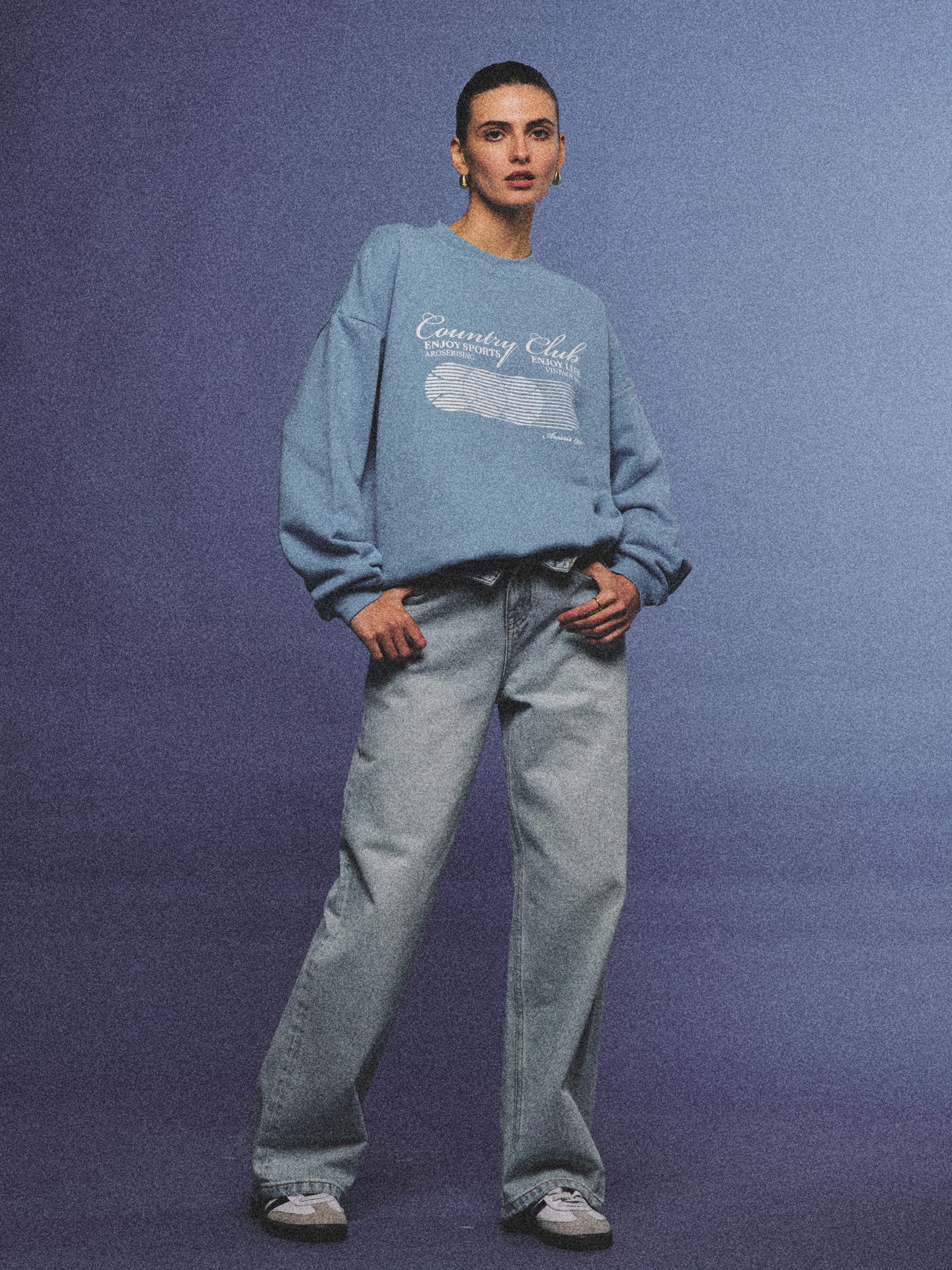 Arosris vintage white lightweight graphic training top crafted from breathable semi-sheer fabric, featuring a retro tennis sport graphic, elegantly styled for an effortless 90s sporty rich and off-duty athletic aesthetic.