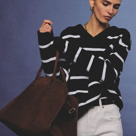 Arosris navy breton striped nautical zip collar sweater featuring an oversized sailor collar and retro ring pull, elegantly styled for an effortless 90s old money coastal yacht club aesthetic.