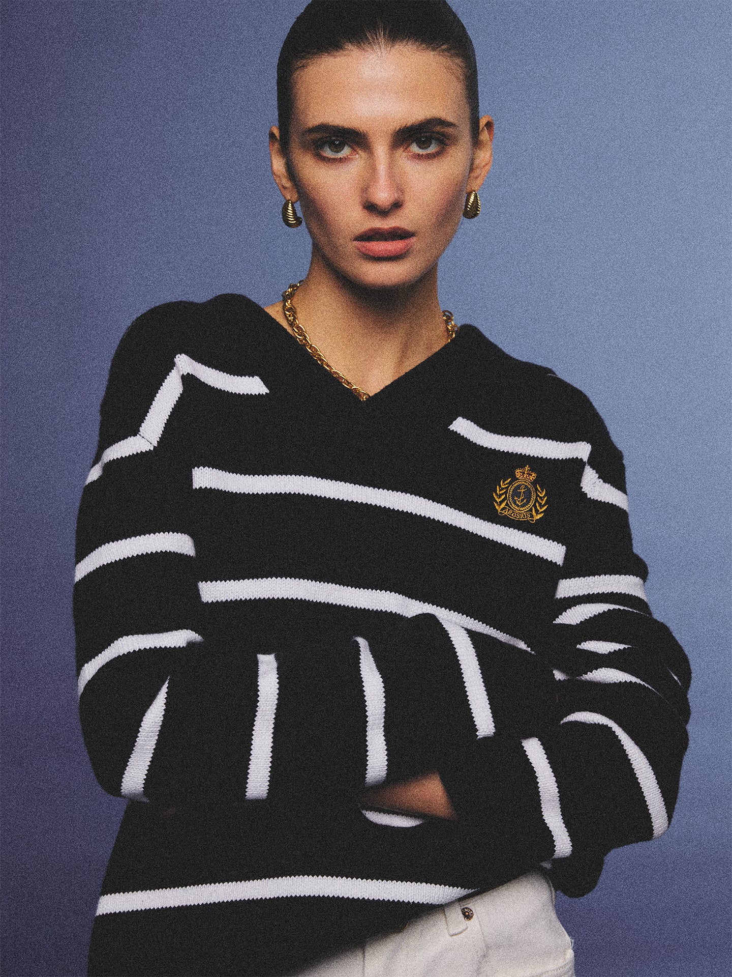 Arosris navy breton striped nautical zip collar sweater featuring an oversized sailor collar and retro ring pull, elegantly styled for an effortless 90s old money coastal yacht club aesthetic.