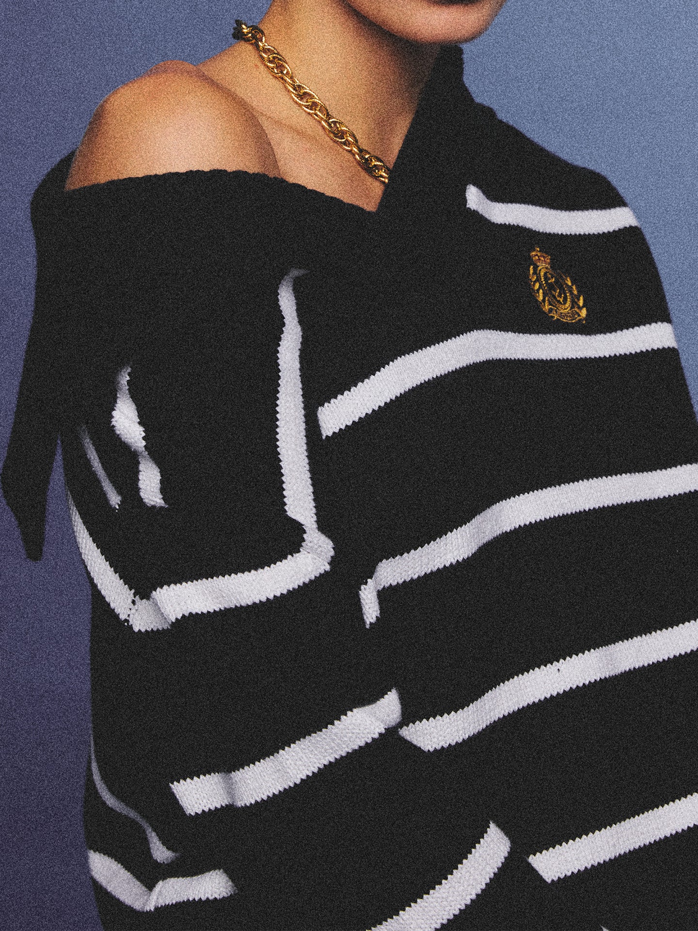 Arosris navy breton striped nautical zip collar sweater featuring an oversized sailor collar and retro ring pull, elegantly styled for an effortless 90s old money coastal yacht club aesthetic.